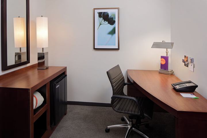 Room 16 of 30