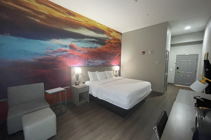 Room 21 of 31