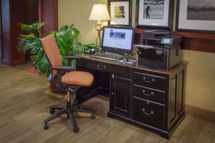 Business Center 38 of 38
