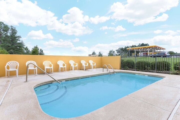 Pool 2 of 21