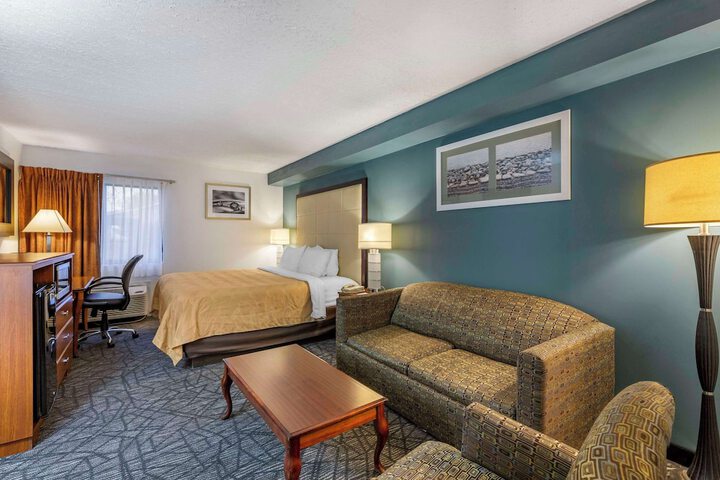 Room 11 of 43