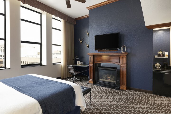 Des Lux Hotel