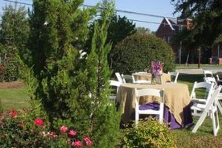 Simply Divine Bed and Breakfast