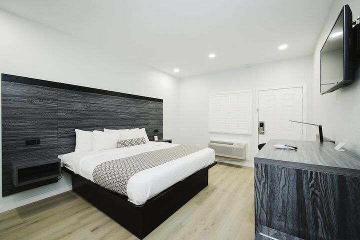 Room 21 of 70