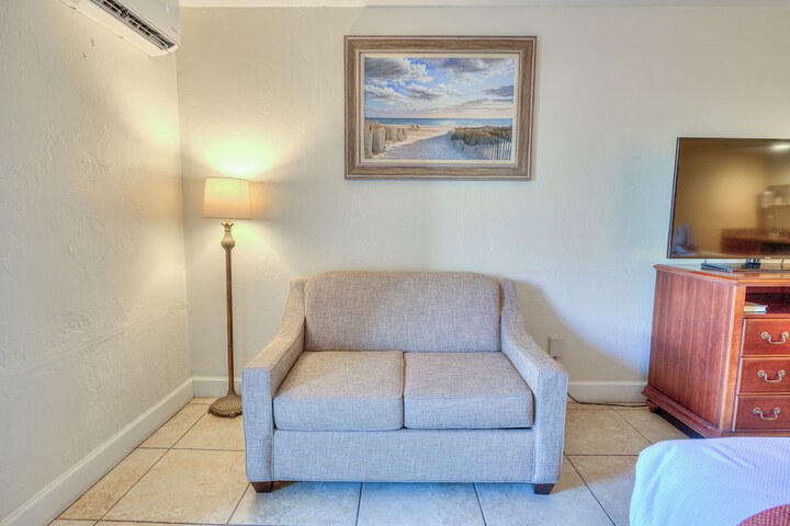 Room 45 of 80