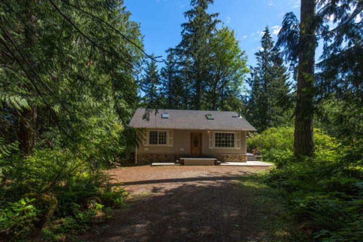 A Hidden Haven & Water Garden Cottages