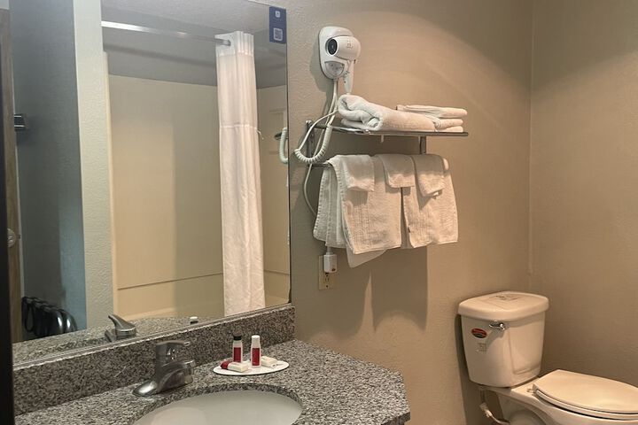 Room 38 of 54