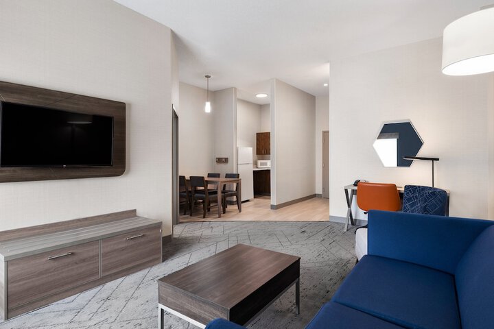 Room 49 of 63