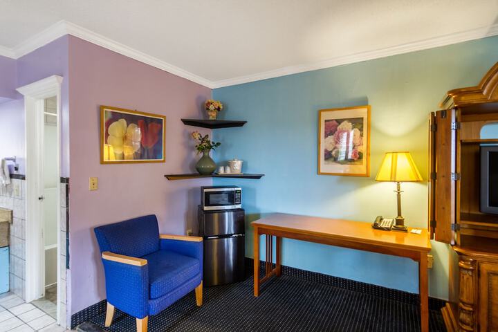 Room 34 of 49