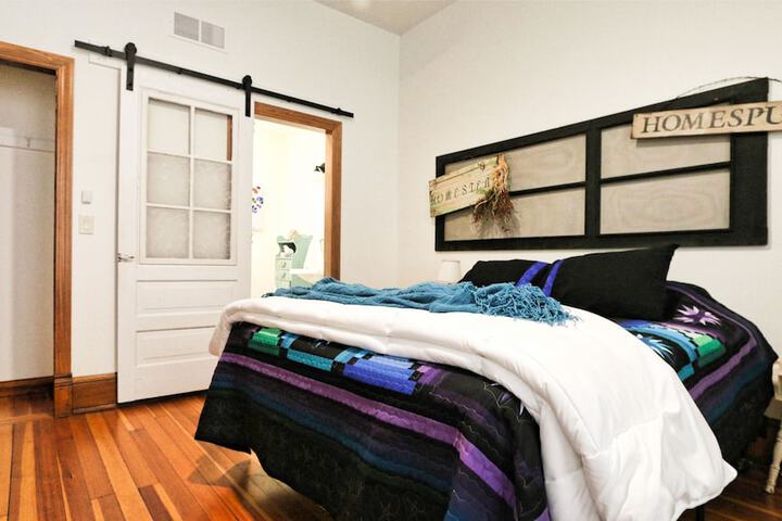 Room 17 of 31