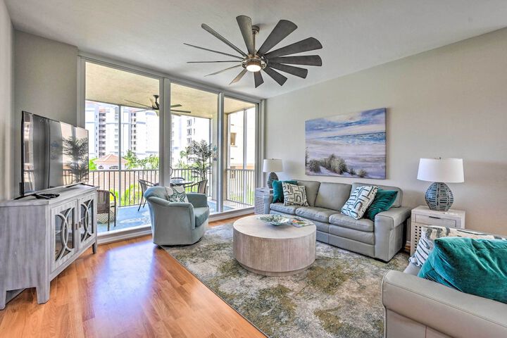 Naples Escape in Regatta w / Resort Amenities!