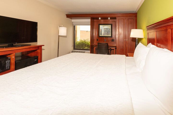 Room 44 of 72