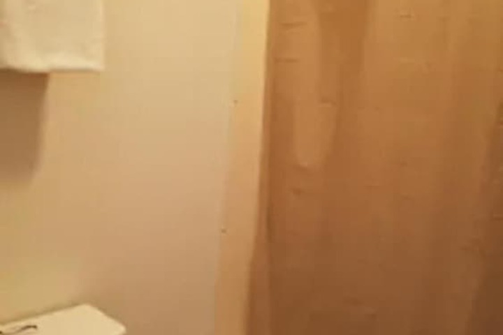 Room 34 of 54
