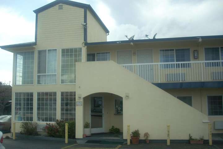 Hotel 4 of 34
