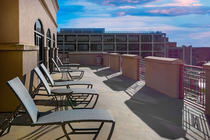 Terrace/Patio 47 of 48