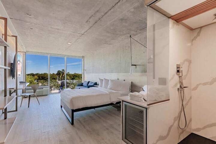 Kompose Boutique Hotel