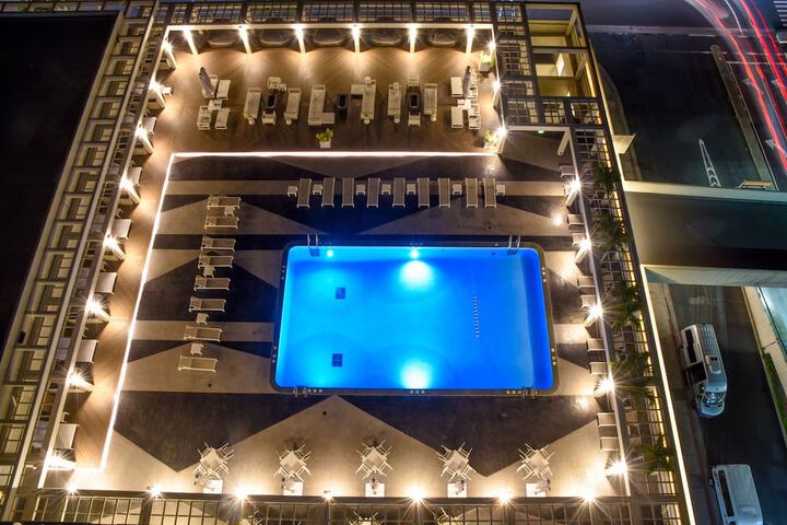 Hotel 2 of 76