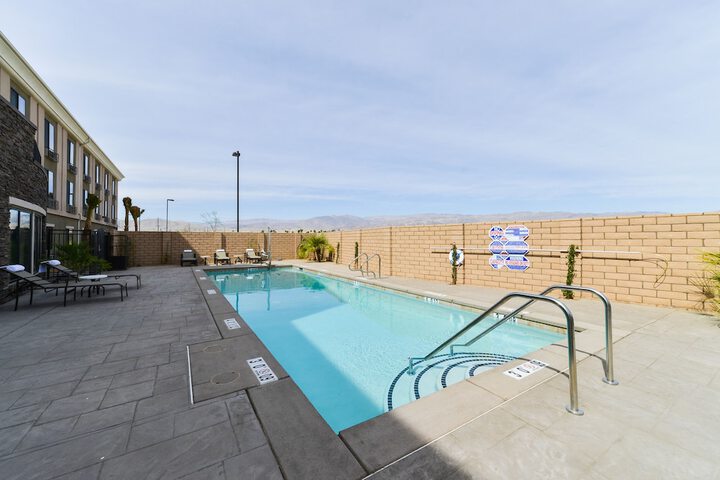 Pool 17 of 84