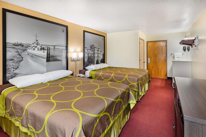 Room 21 of 27