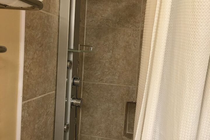Room 3 of 14