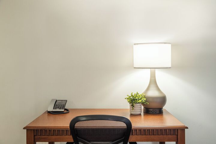 Room 102 of 161