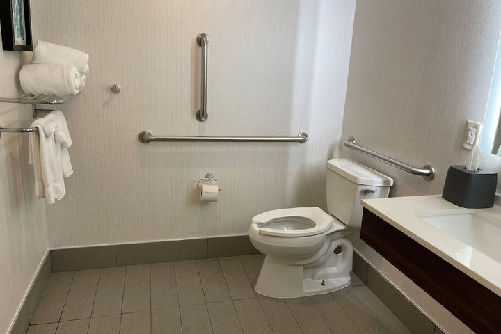 Room 65 of 116