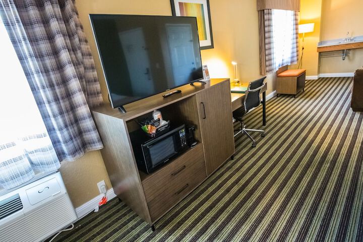 Room 20 of 38