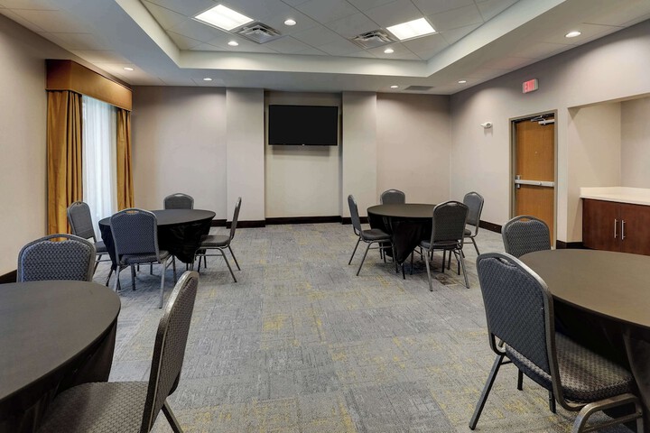 Hampton Inn & Suites Rome