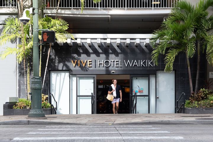 Hotel 2 of 156