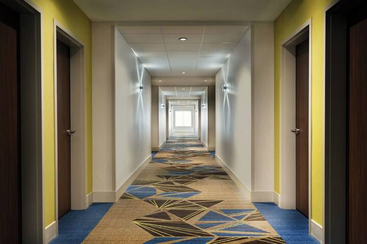 Holiday Inn Express and Suites Nebraska City by IHG
