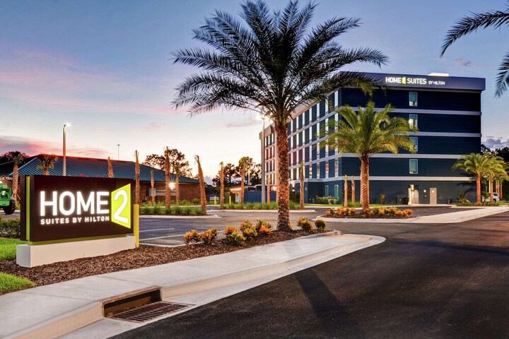 Home2 Suites by Hilton Jacksonville-South / St. Johns Town Ctr