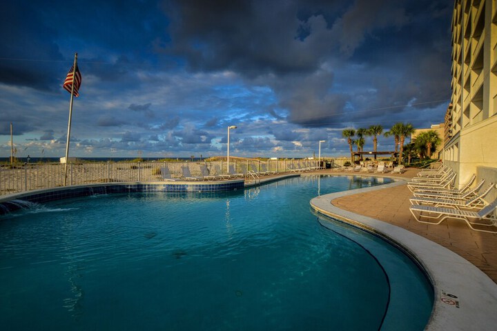 Pool 5 of 51