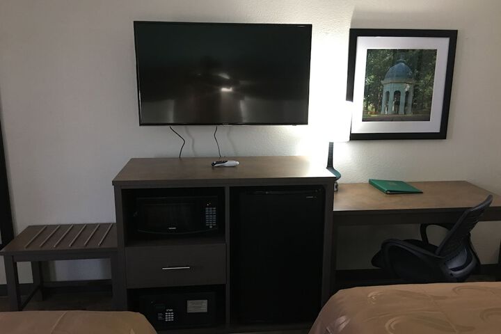 Quality Inn Greenville near University