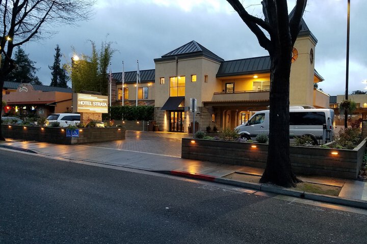 Hotel Strata