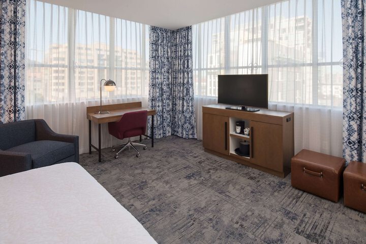Room 26 of 48