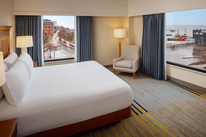Hilton Garden Inn Portland Downtown Waterfront