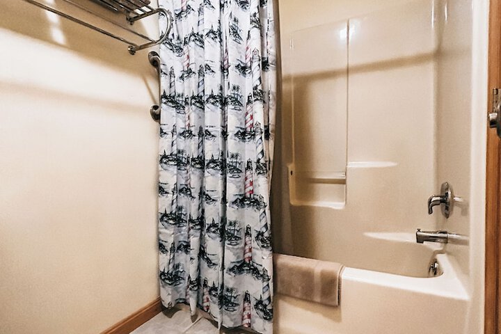 Room 14 of 29