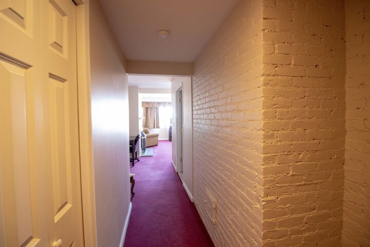 Room 34 of 55