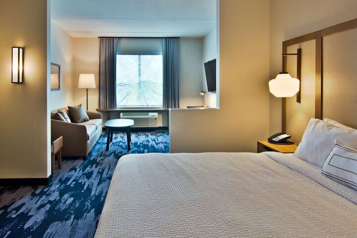 Room 12 of 23