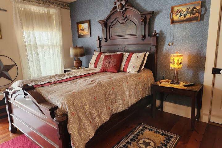Room 14 of 23