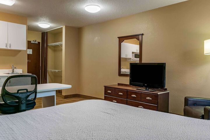Room 16 of 31