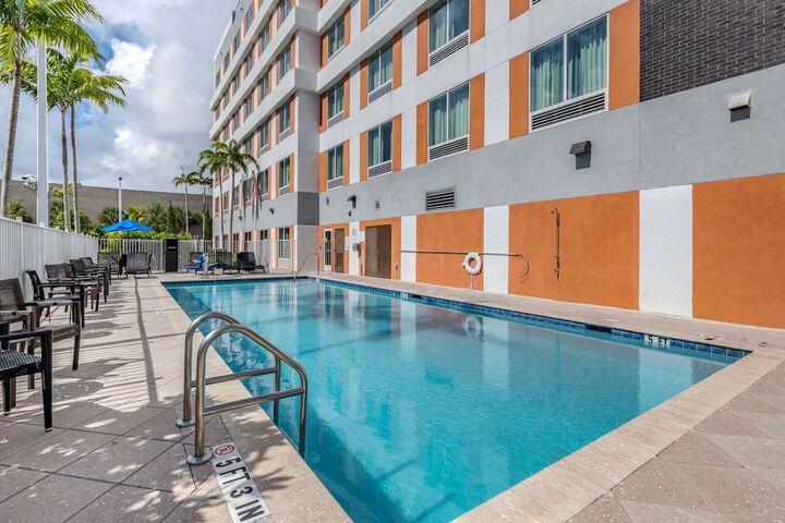 Pool 4 of 32