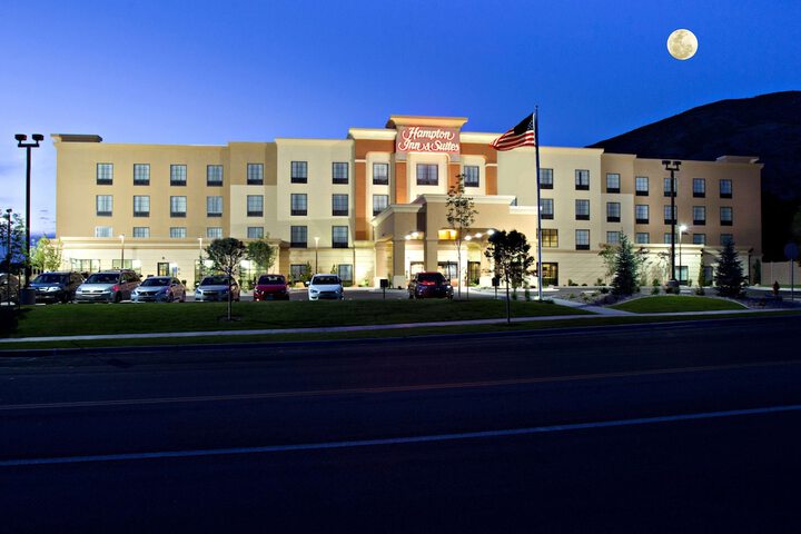 Hotel 4 of 66
