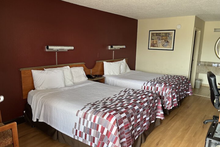 Room 11 of 14