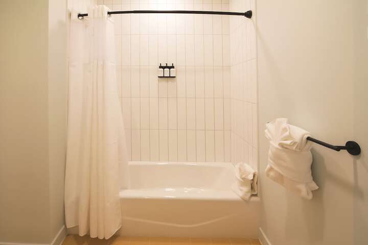 SaltLine Hotel