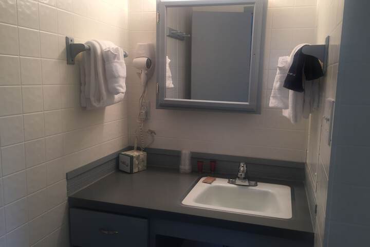 Room 82 of 175