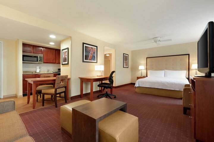 Room 26 of 47
