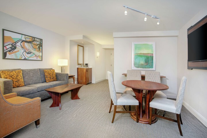 Room 22 of 50