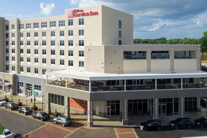 Hotel 6 of 71