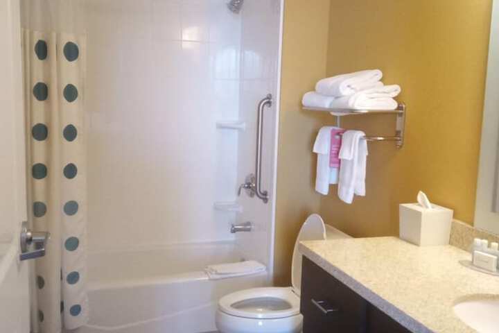 Room 17 of 29